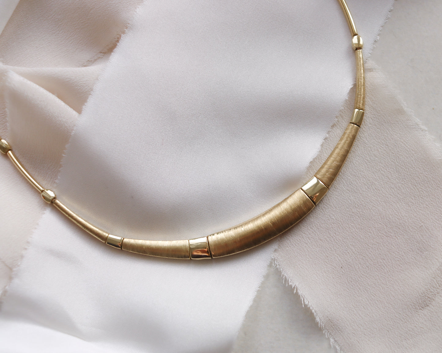 Vintage 9ct Gold Cleopatra-Style Necklet – 12.3g