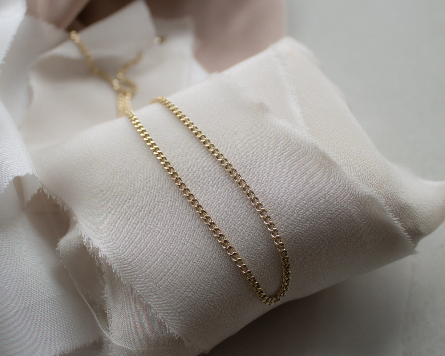 Vintage 9ct Gold Curb Link Chain Necklace - 40cm
