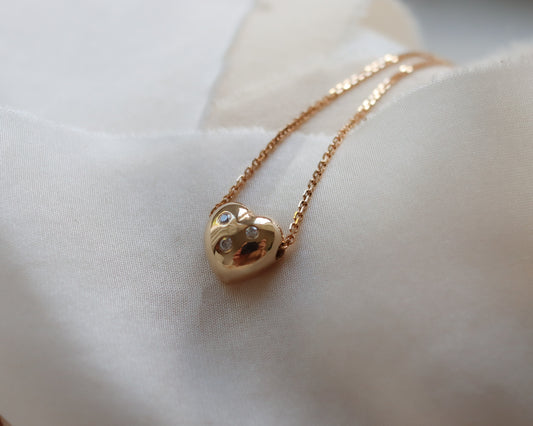 Diamond heart pendant necklace in 9ct gold