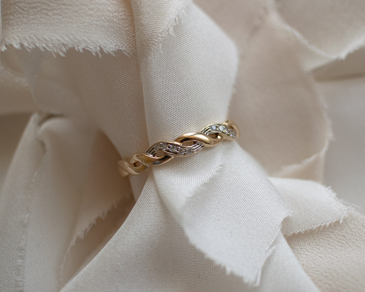 Rebecca Vintage 9ct Gold Diamond Twist Ring - UK R 1/2