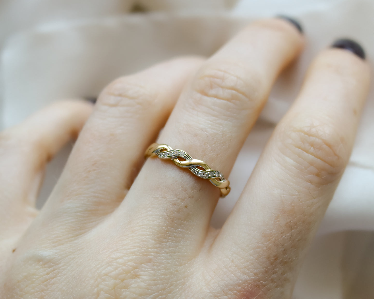 Rebecca Vintage 9ct Gold Diamond Twist Ring - UK R 1/2