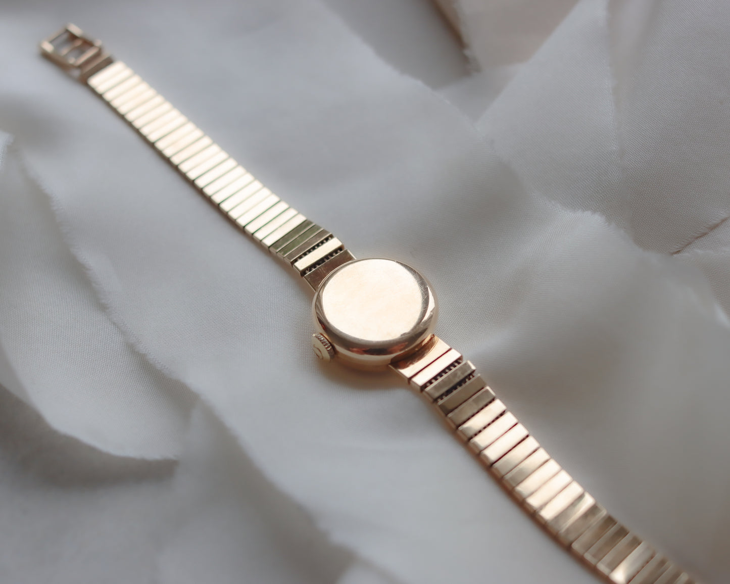Stunning 9ct gold Omega watch with fancy link bracelet from 1961