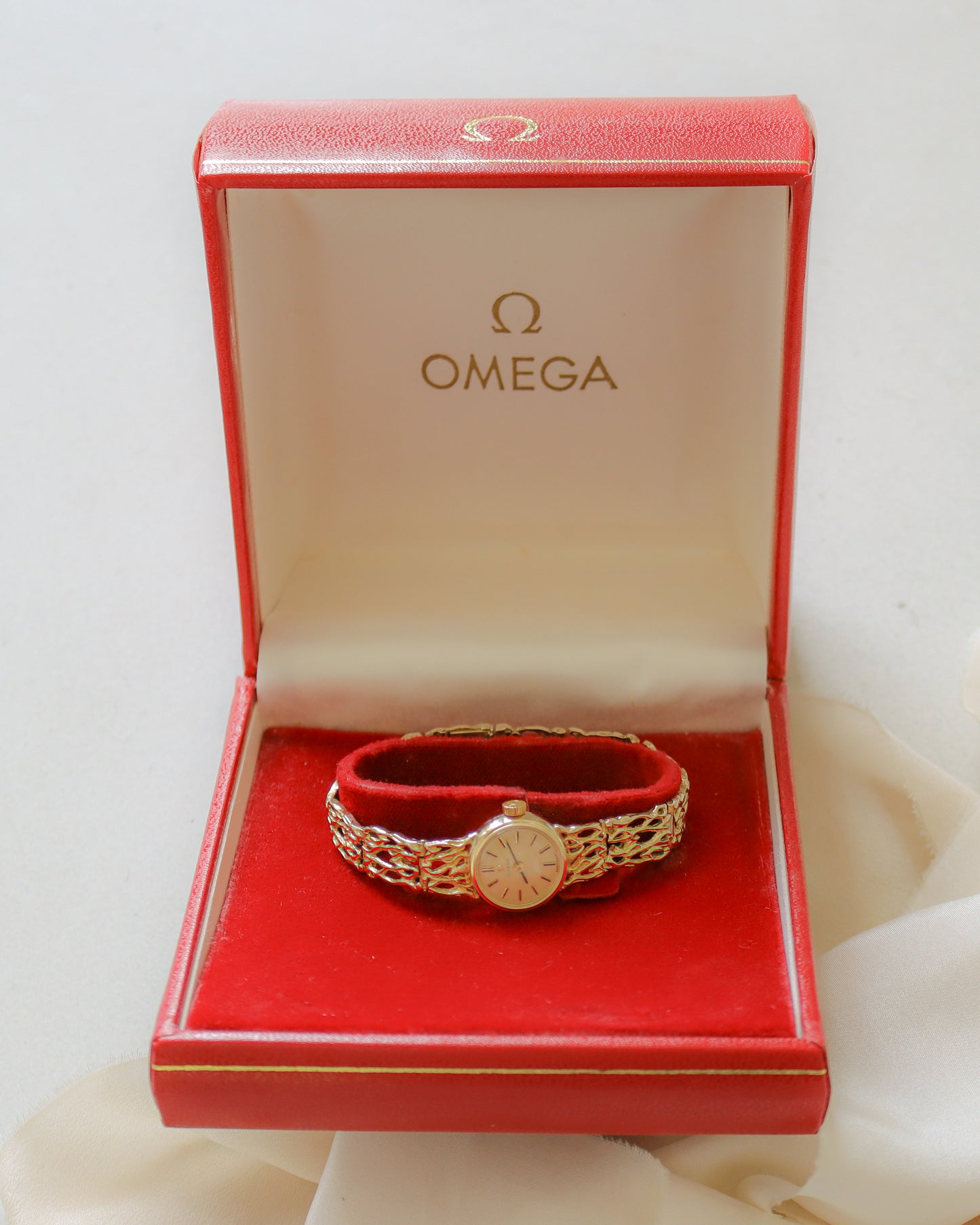 Sensational 1970's decorative Omega watch