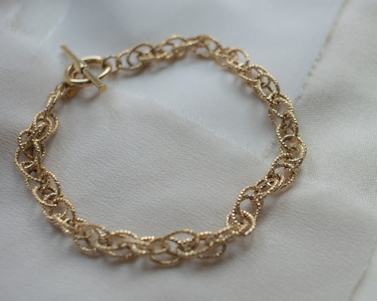 9ct Gold Fancy Link T-Bar Bracelet