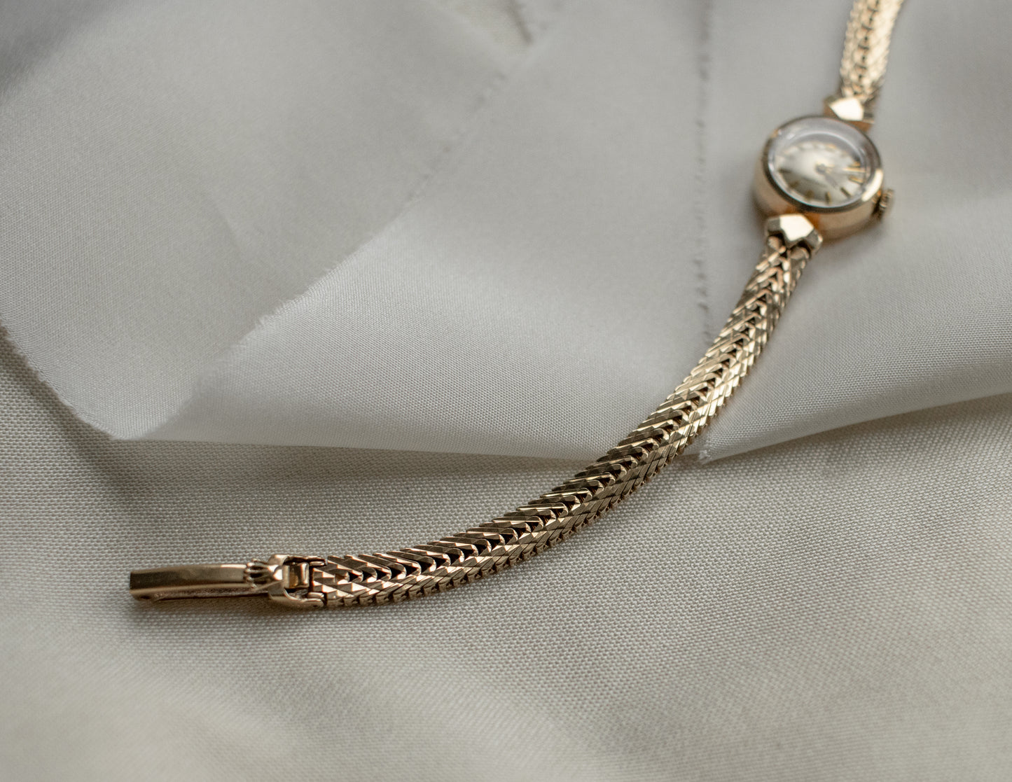 9ct Rolex Ladies Manual Wind Wristwatch - 1962