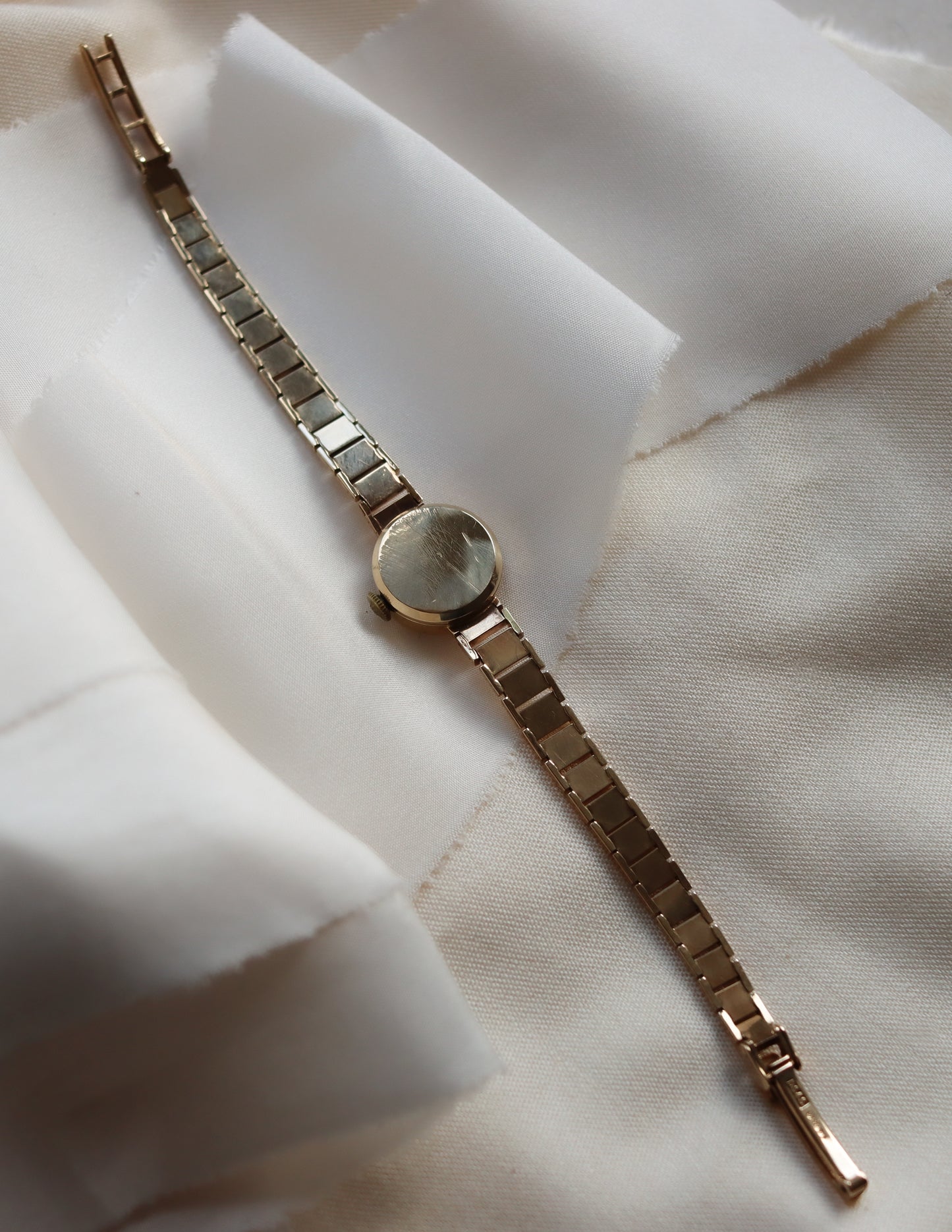 Vintage 9ct Gold Rolex Ladies Watch – 1966