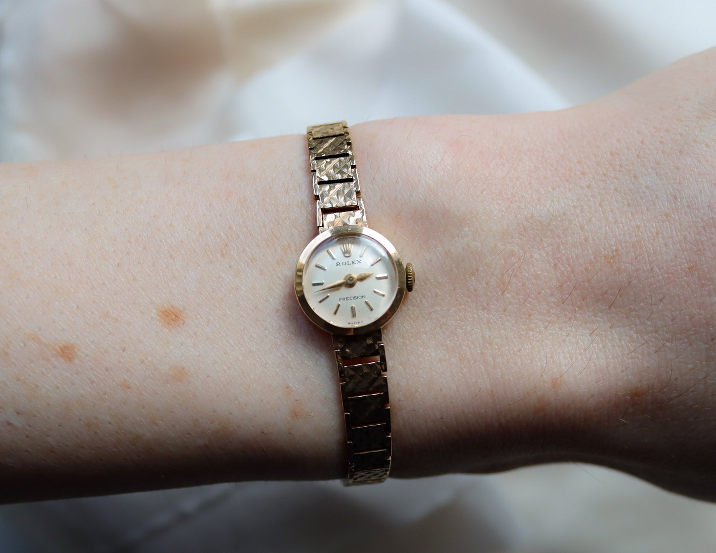 Vintage 9ct Gold Rolex Ladies Watch – 1966