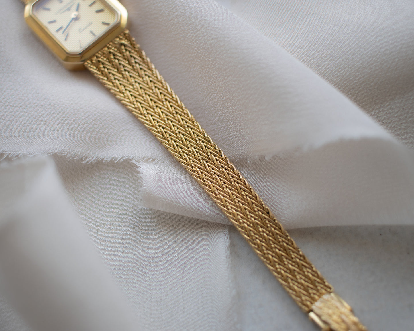 Vintage Longines 9ct Gold Ladies Bracelet Watch – 1982