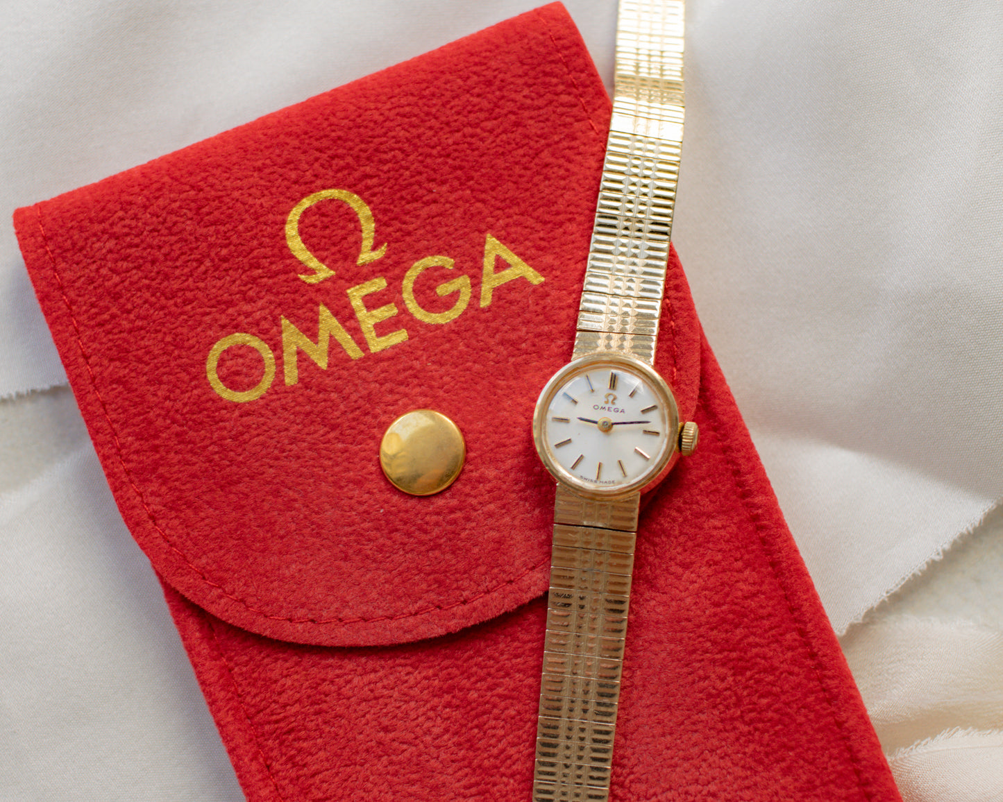 Vintage Omega Ladies 9ct Gold Bracelet Watch – Circa 1966