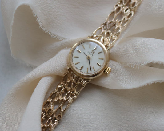 beautiful 1970's decorative Omega watch
