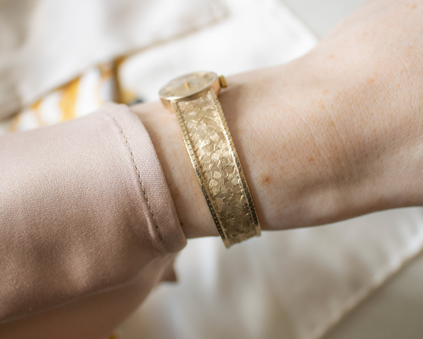 Vintage 1968 Omega Ladies 9ct Gold Watch - Integrated Gold Bracelet