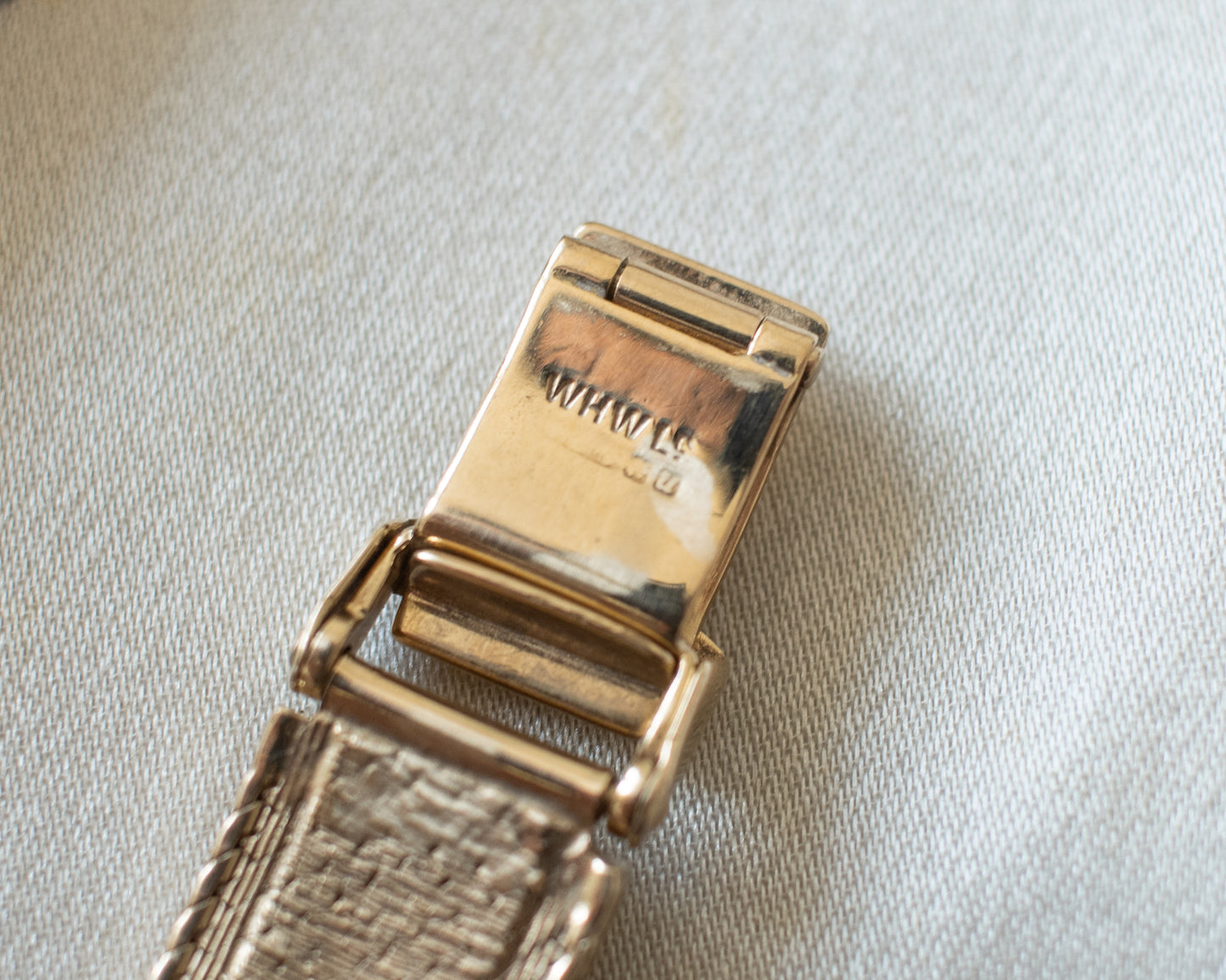 Vintage 1968 Omega Ladies 9ct Gold Watch - Integrated Gold Bracelet