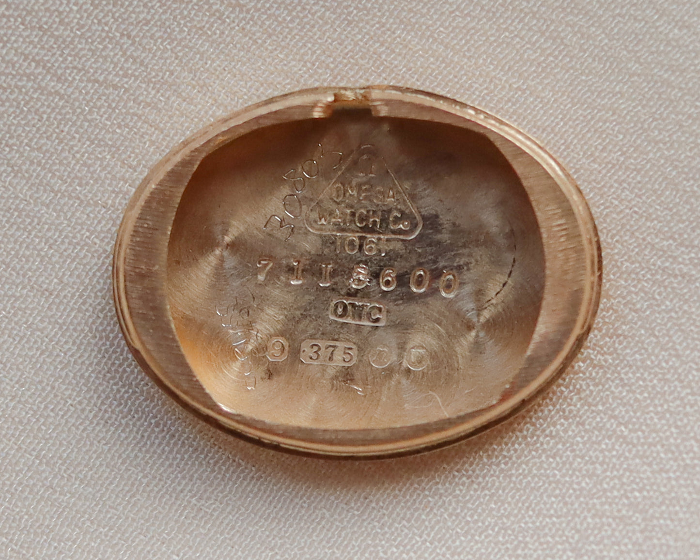 Vintage 9ct Gold Omega Ladies Watch – 1968