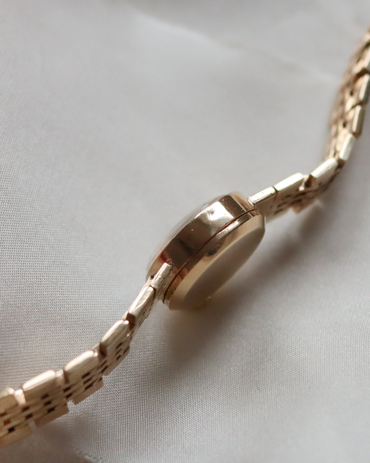 Vintage Rolex Precision Ladies Wristwatch – 9ct Solid Gold, 1961