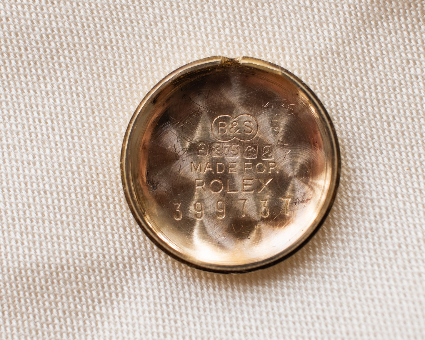 Rolex manual 1400 watch in 9ct gold - 1965