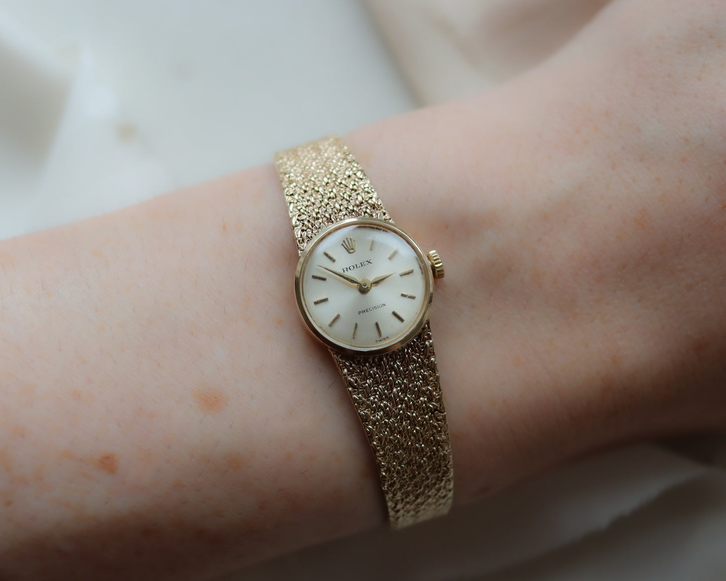 Ladies Rolex precision watch in 9ct gold from 1970