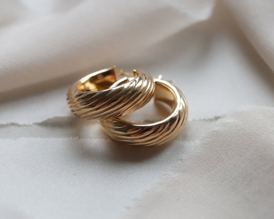 Vintage 9ct Gold Chunky Ribbed Hoop Earrings