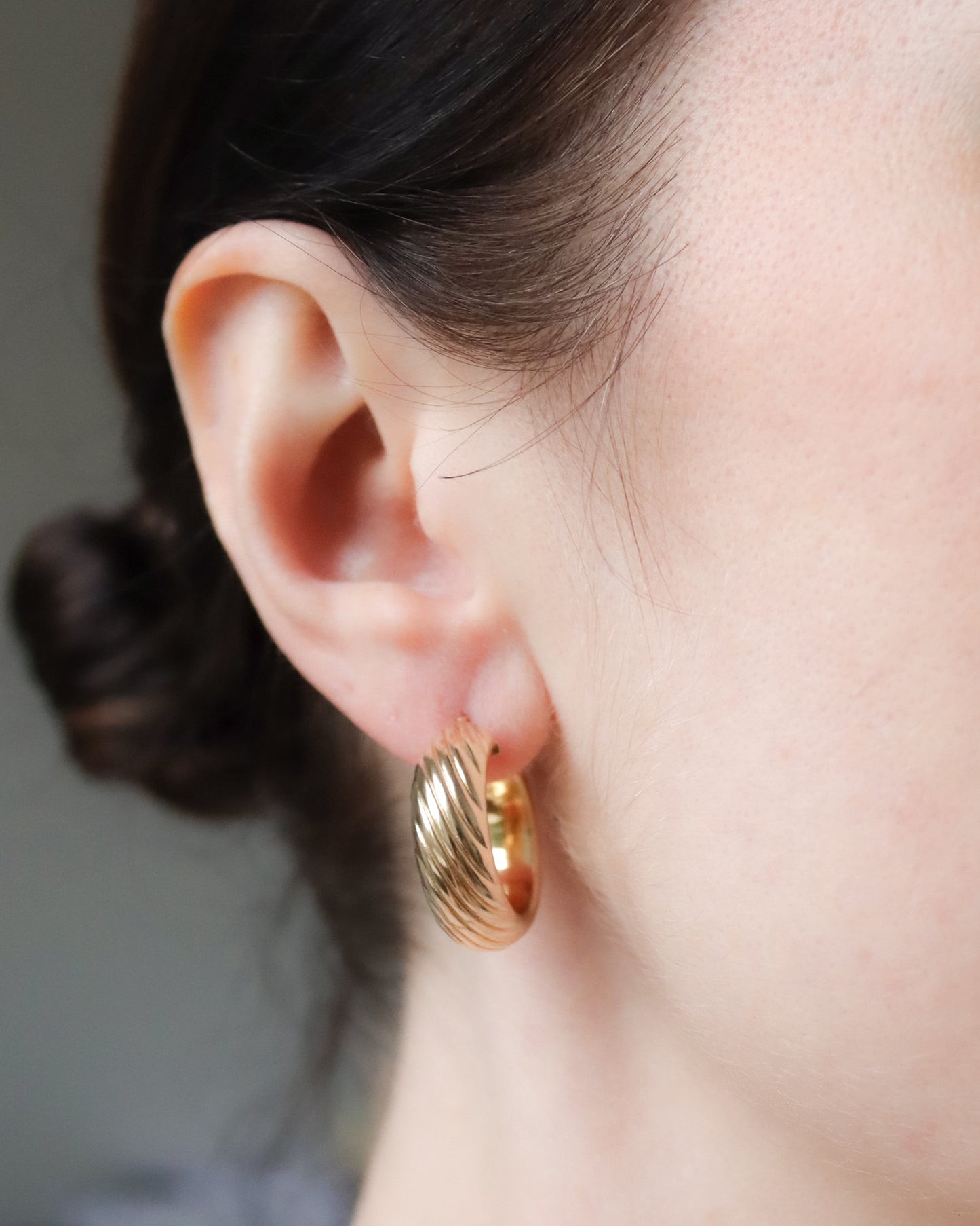 Vintage 9ct Gold Chunky Ribbed Hoop Earrings