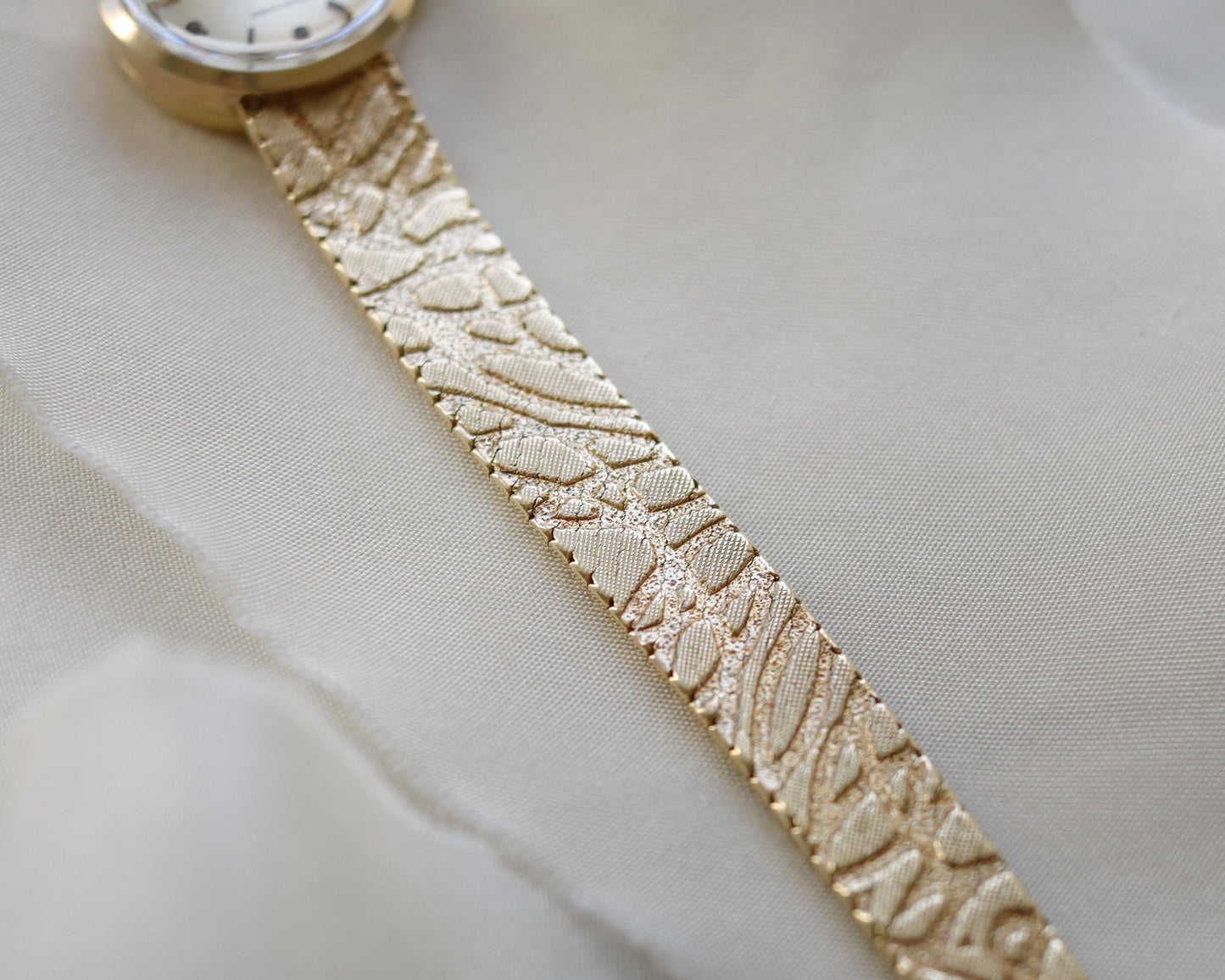 Ladies 1960's Rolex precision 9ct gold watch