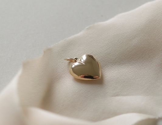 Remaining for 9ct yellow gold love heart pendant