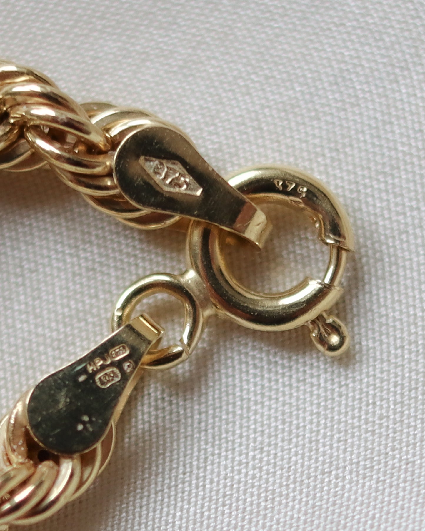 9ct yellow gold rope link long necklace