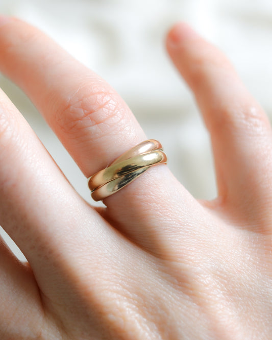9ct gold tri colour trinity ring UK K 1/2