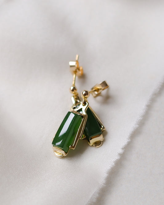 Vintage deco inspired 9ct gold Jade dangle earrings