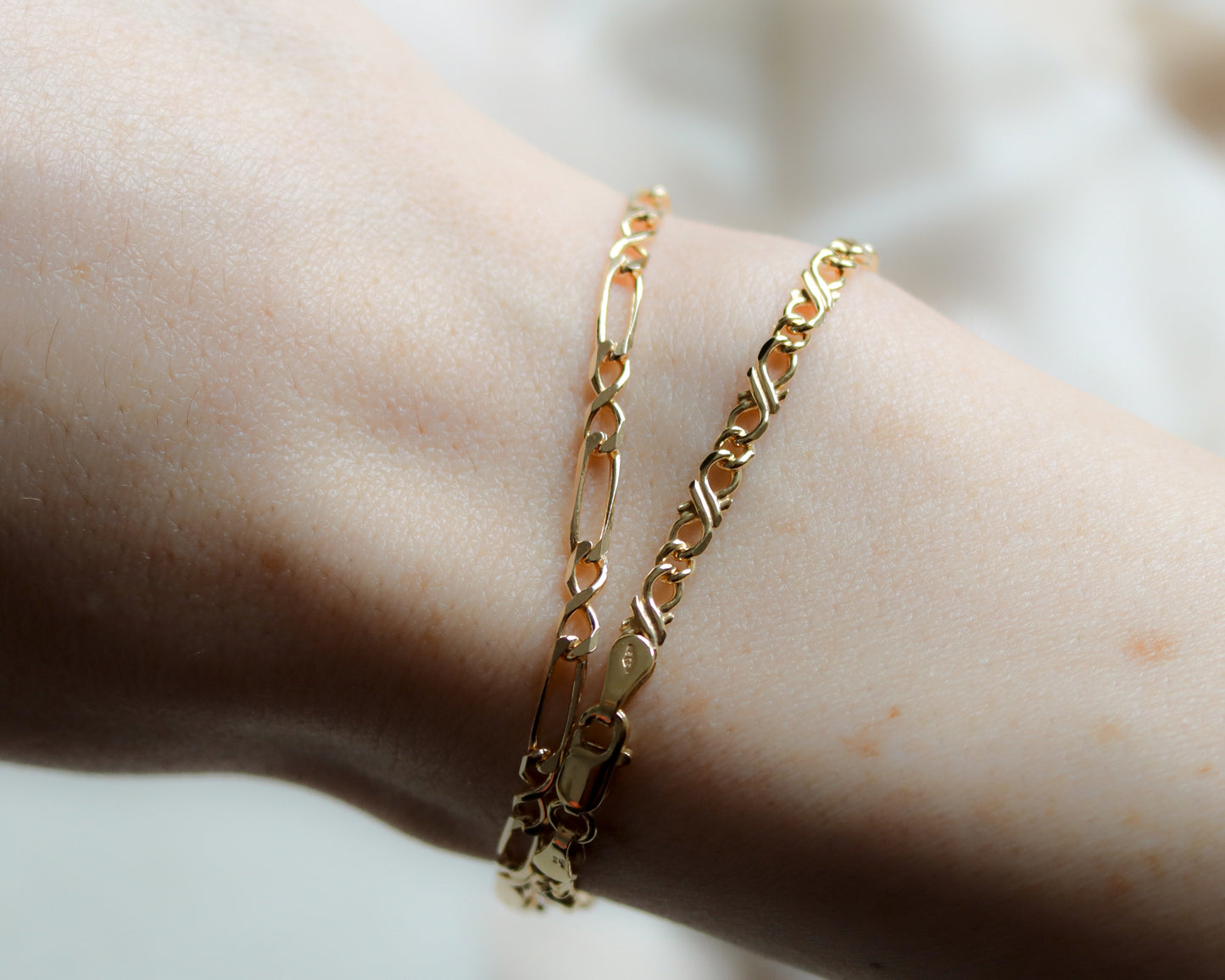 9ct gold fancy figaro link bracelet