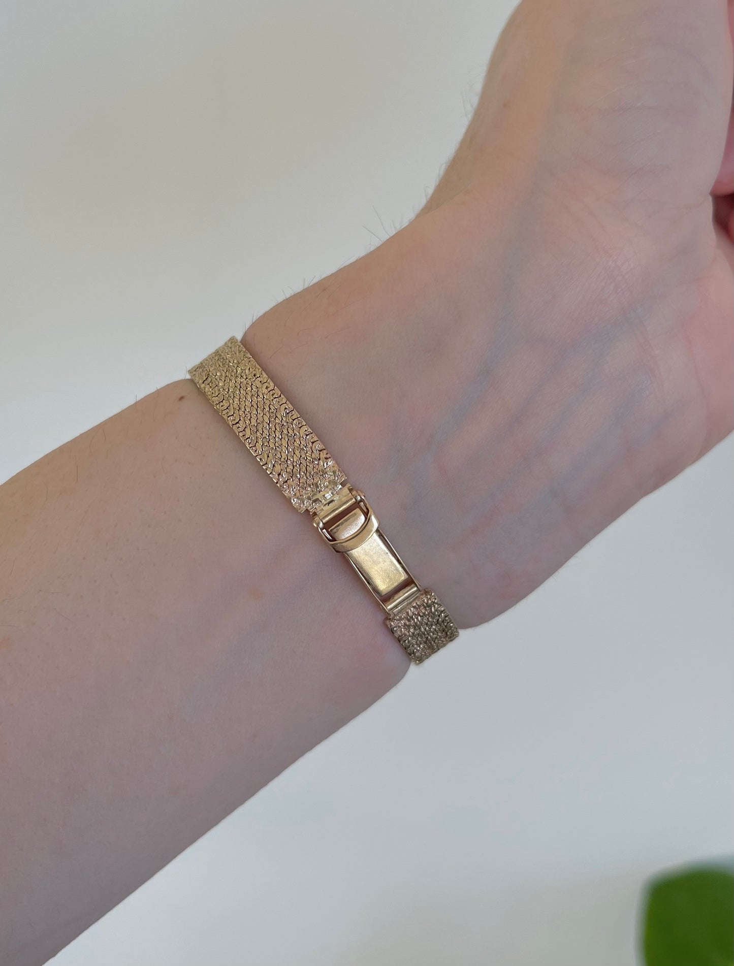 Ladies Rolex precision watch in 9ct gold from 1970