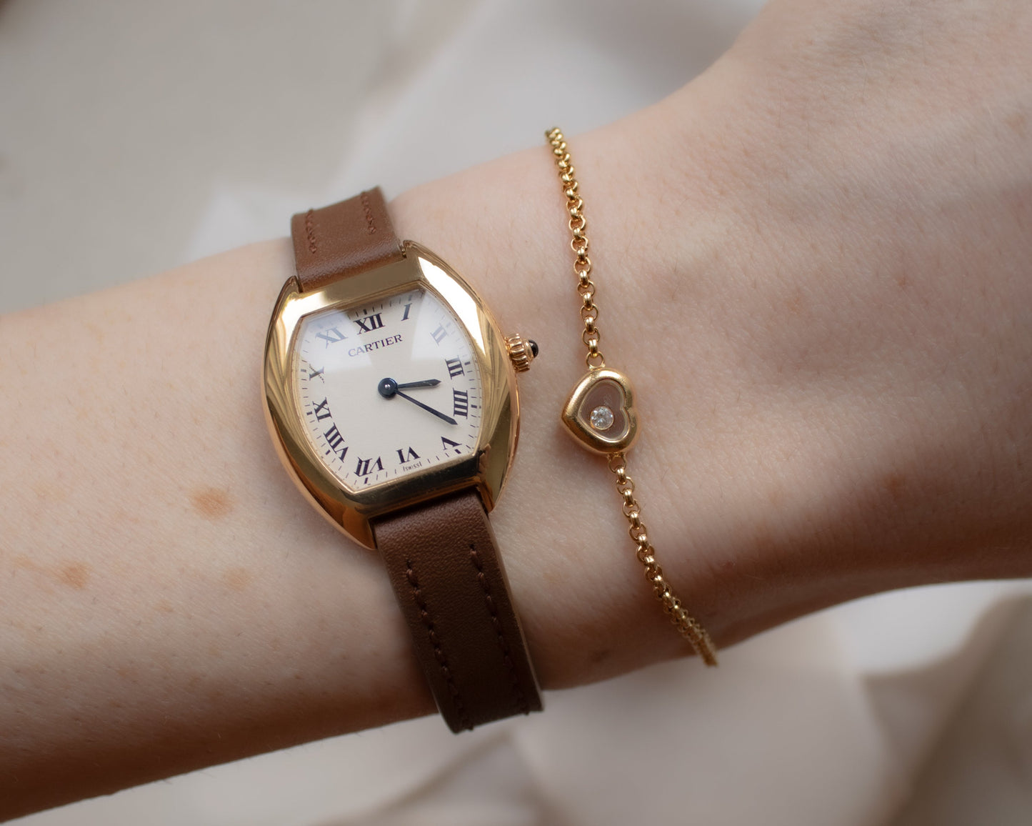 Rare Cartier Tortue Model 1945 in 18ct Yellow Gold - 1995