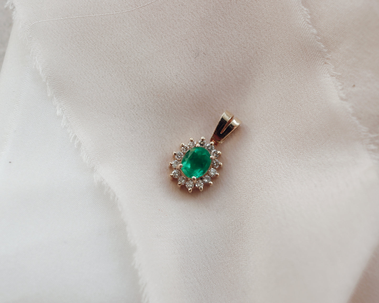 Vintage 18ct Yellow Gold Emerald & Diamond Pendant - excluding chain
