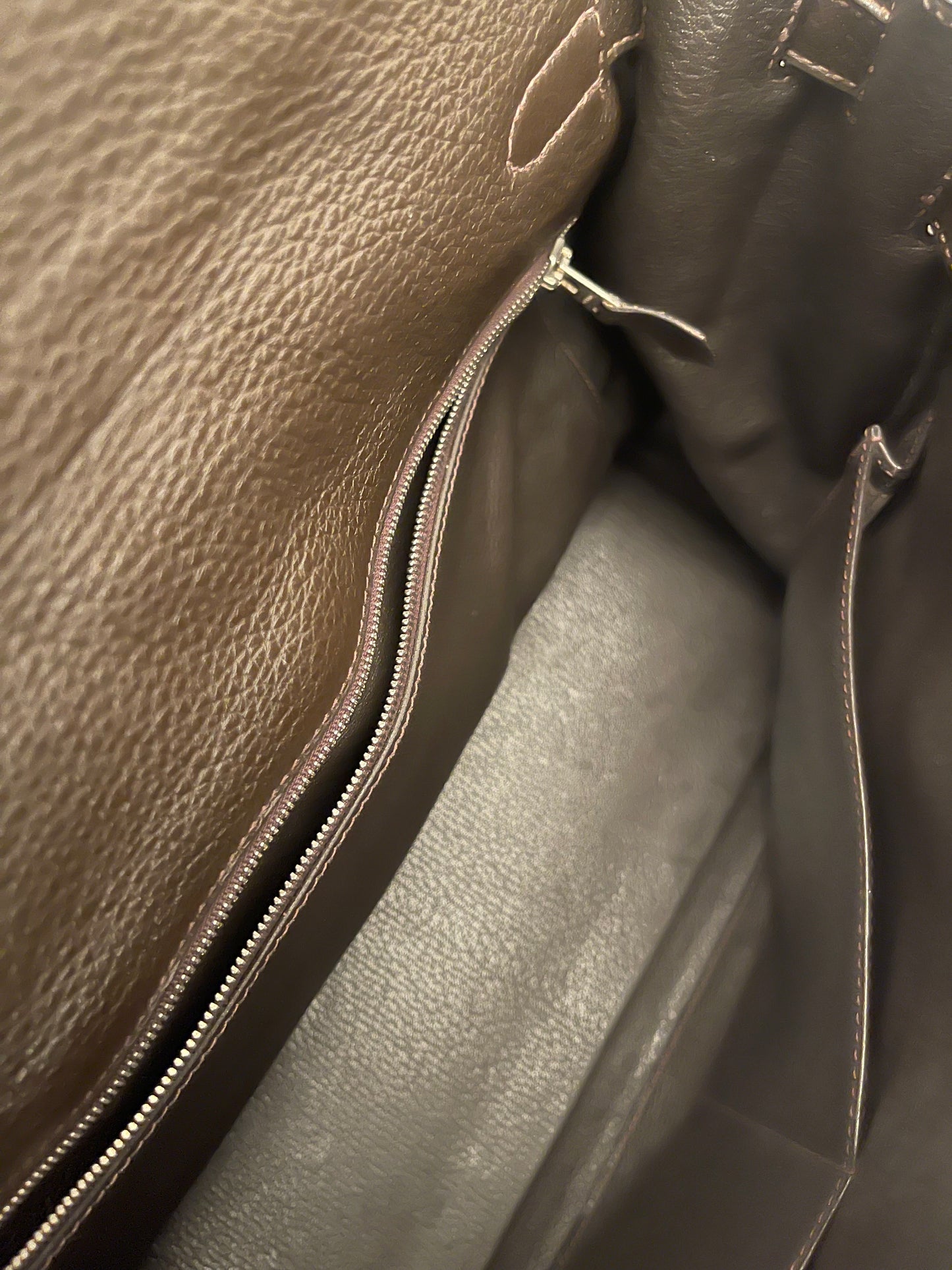Remaining 1/2 Hermès Kelly 35 Retourne in Chocolate Brown Leather - 2007