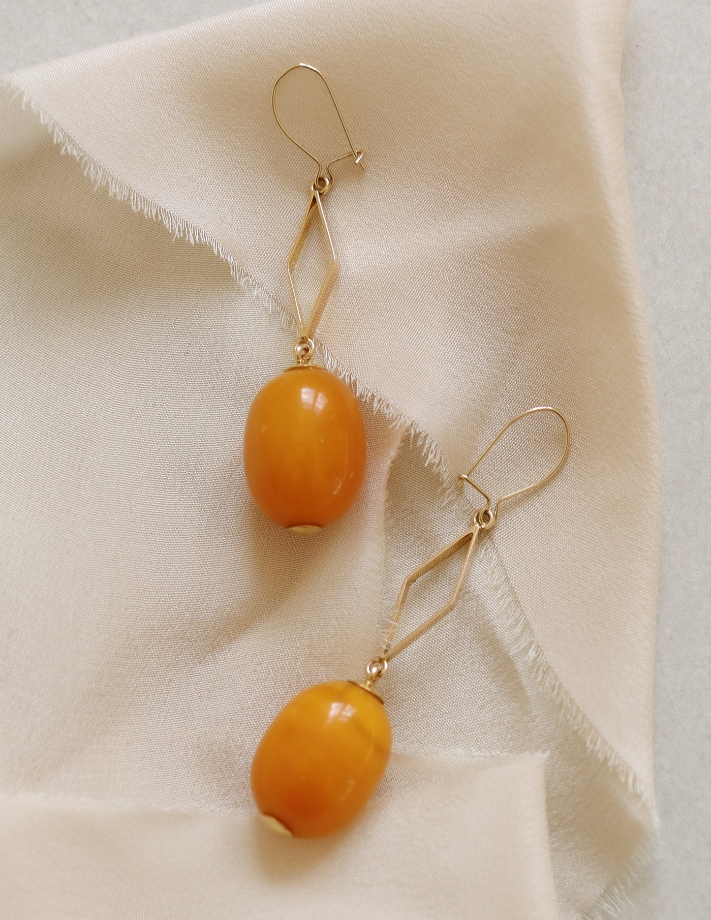 9ct gold amber drop dangle earrings