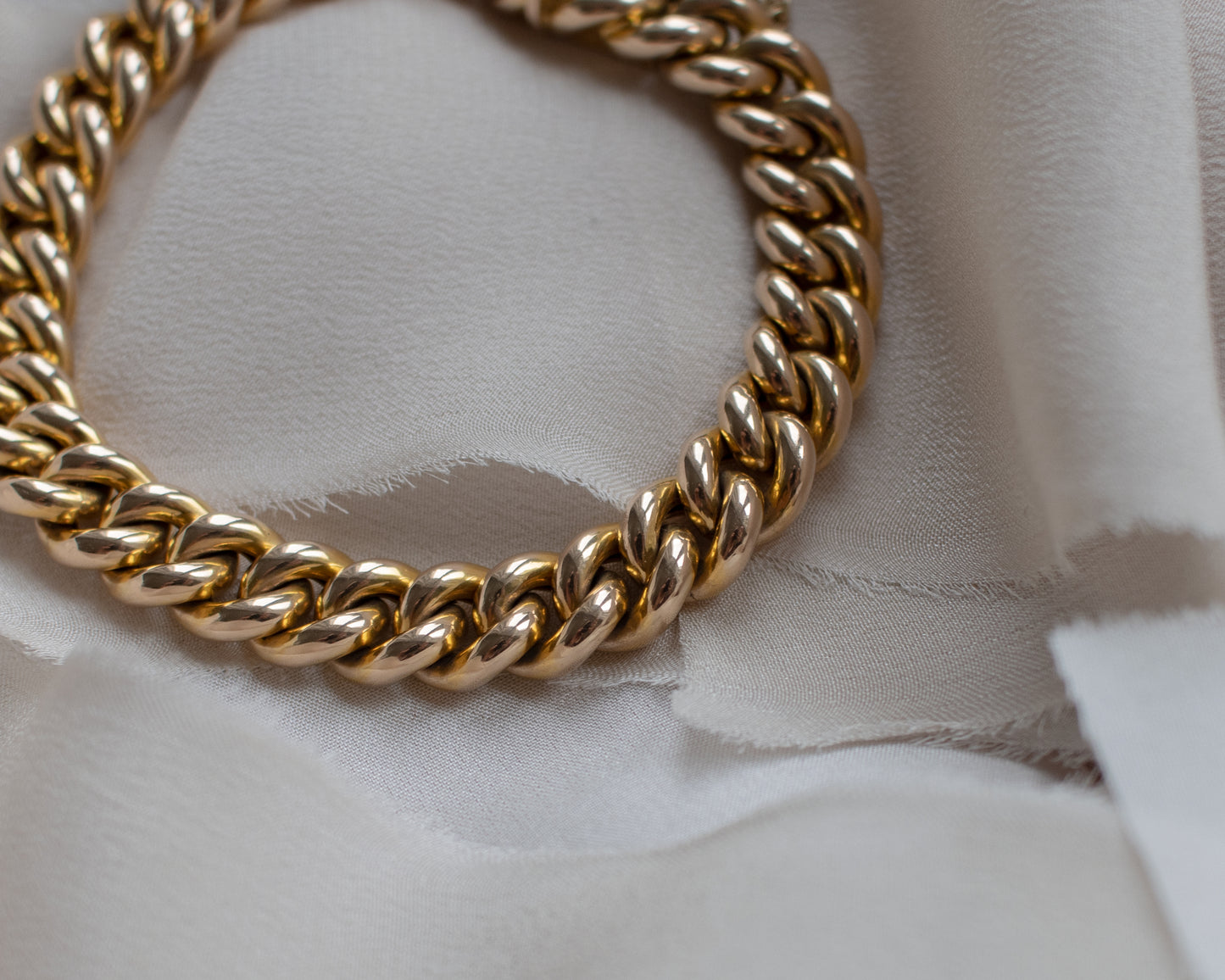 Victorian Curb Link Bracelet – 15ct Gold, Original Box