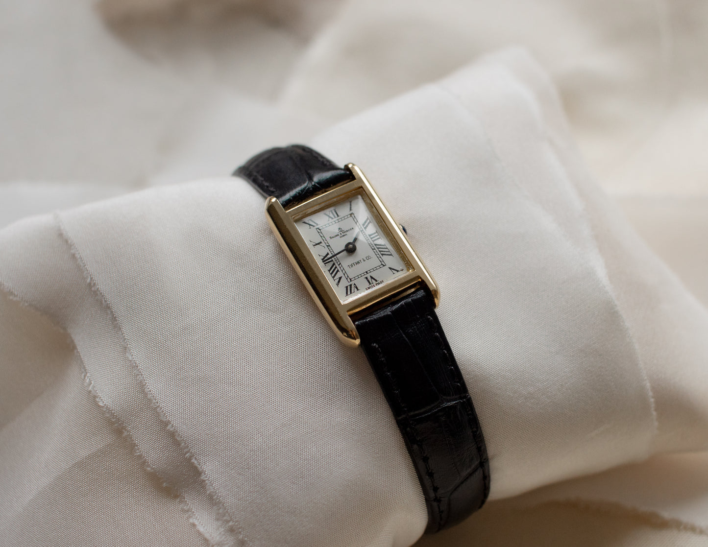 Extremely Rare Baume & Mercier for Tiffany & Co.  Art Deco Ladies 14k Gold Wristwatch - 1938–1943
