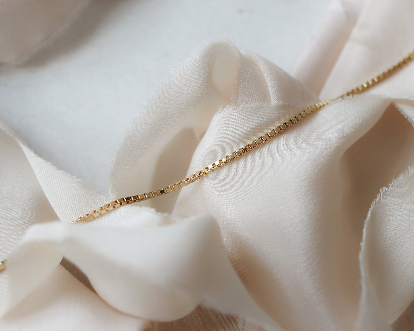 9ct gold box link long chain necklace