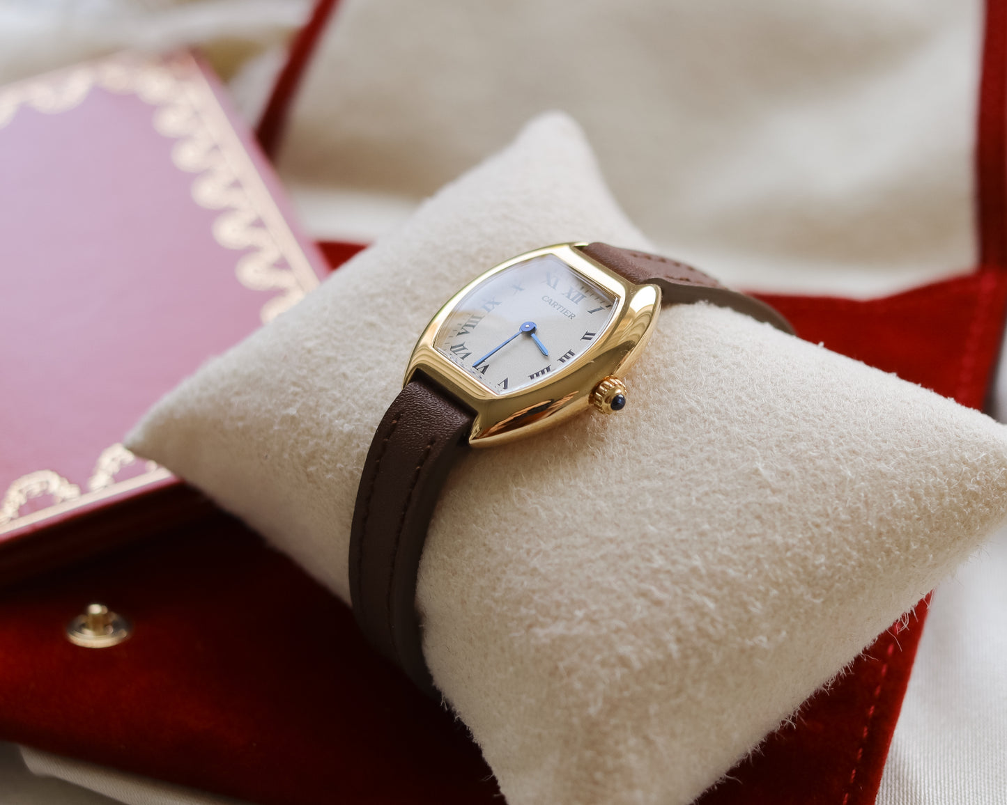 Rare Cartier Tortue Model 1945 in 18ct Yellow Gold - 1995
