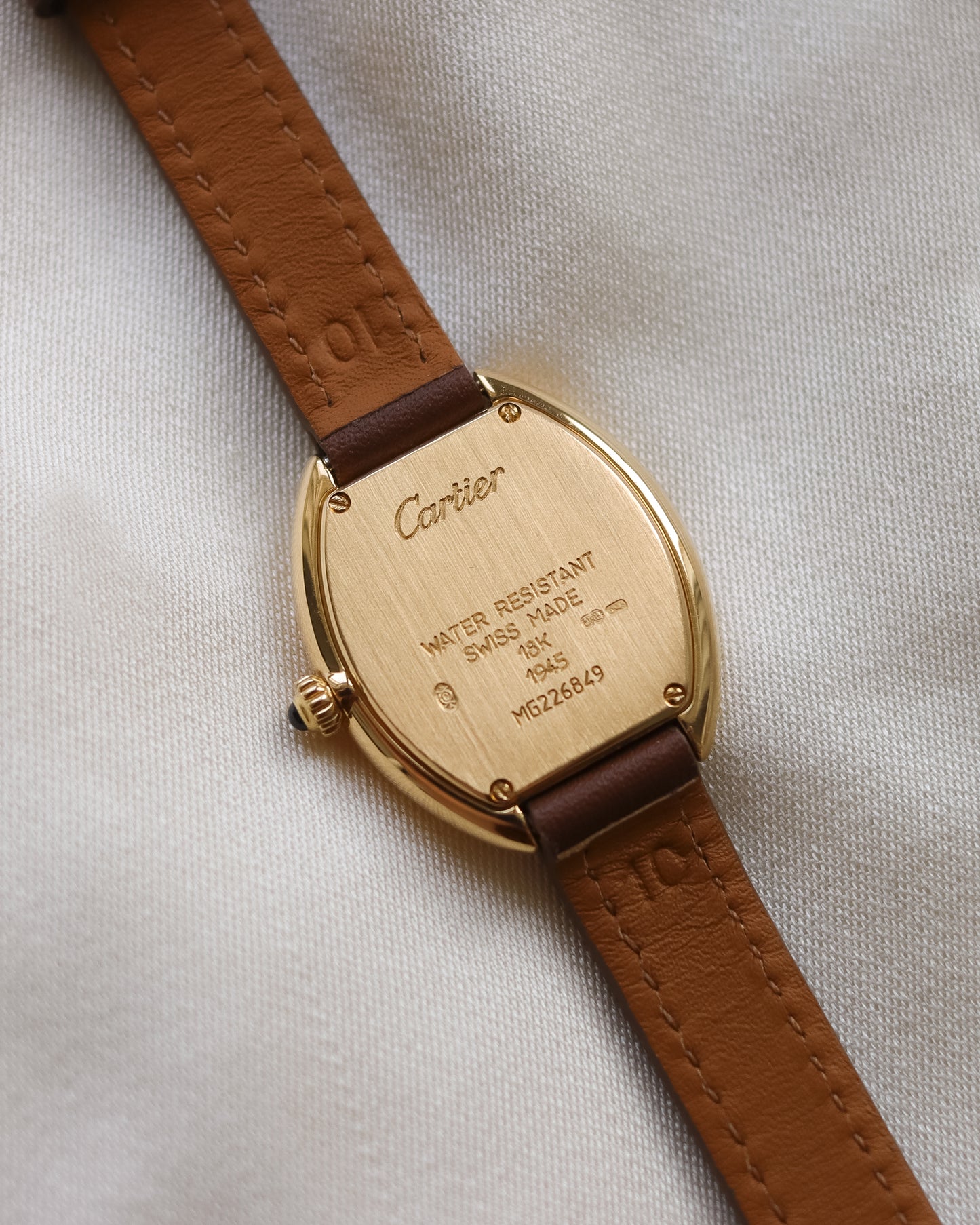 Rare Cartier Tortue Model 1945 in 18ct Yellow Gold - 1995