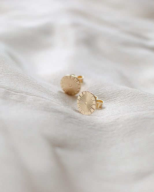 9ct gold engraved circle studs