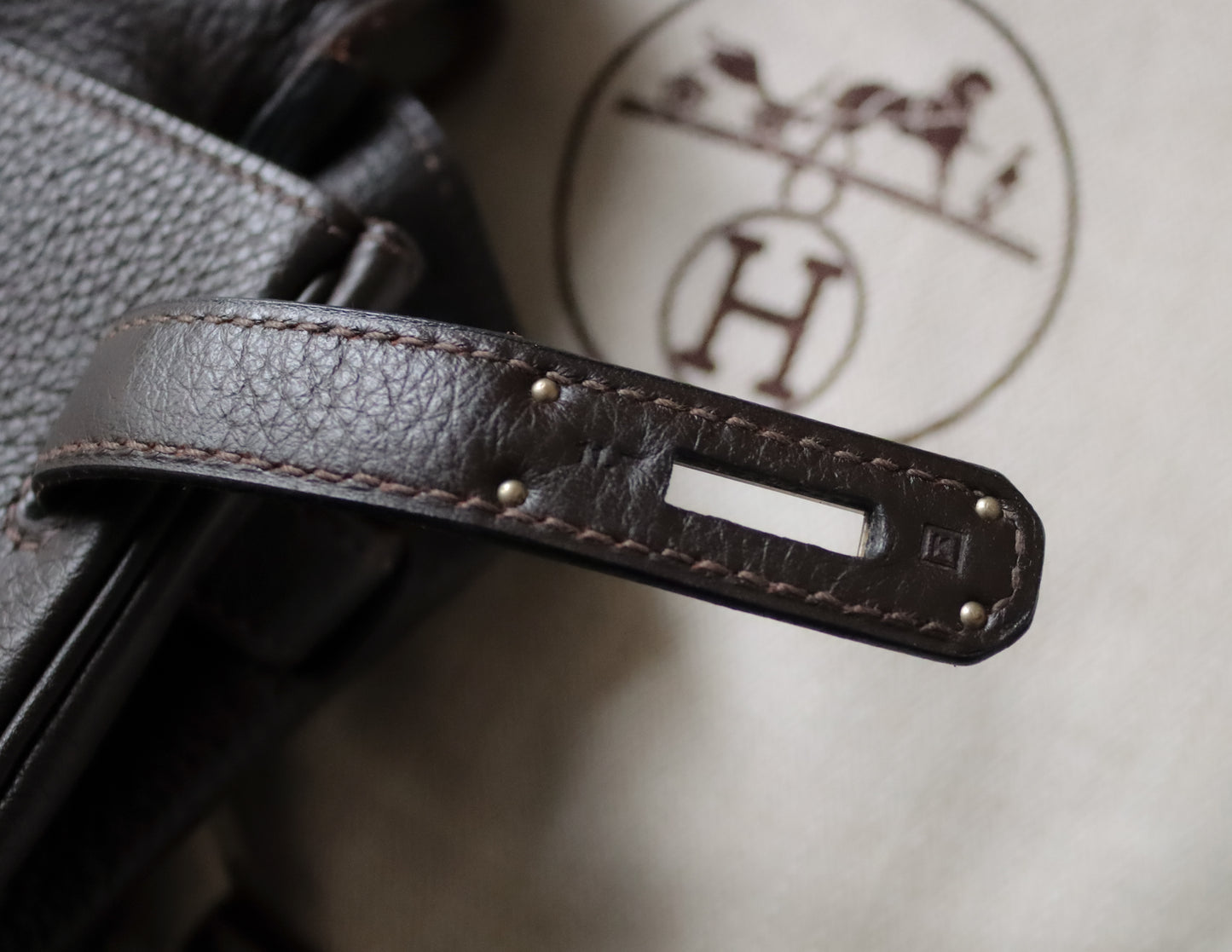 Remaining 1/2 Hermès Kelly 35 Retourne in Chocolate Brown Leather - 2007