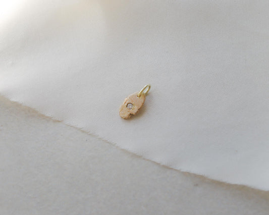 9ct gold oval hammered diamond pendant 2
