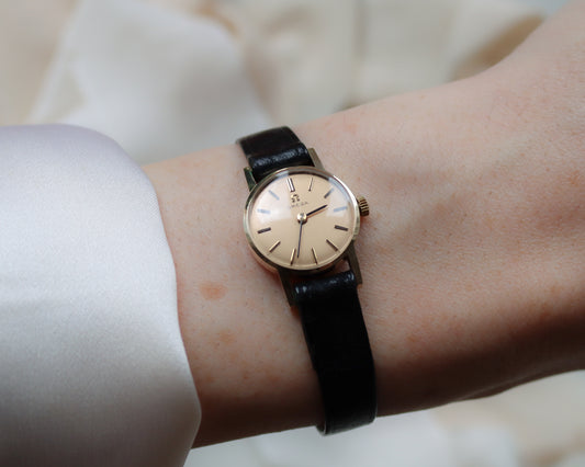 Classic 9ct gold leather strap Omega watch from 1978