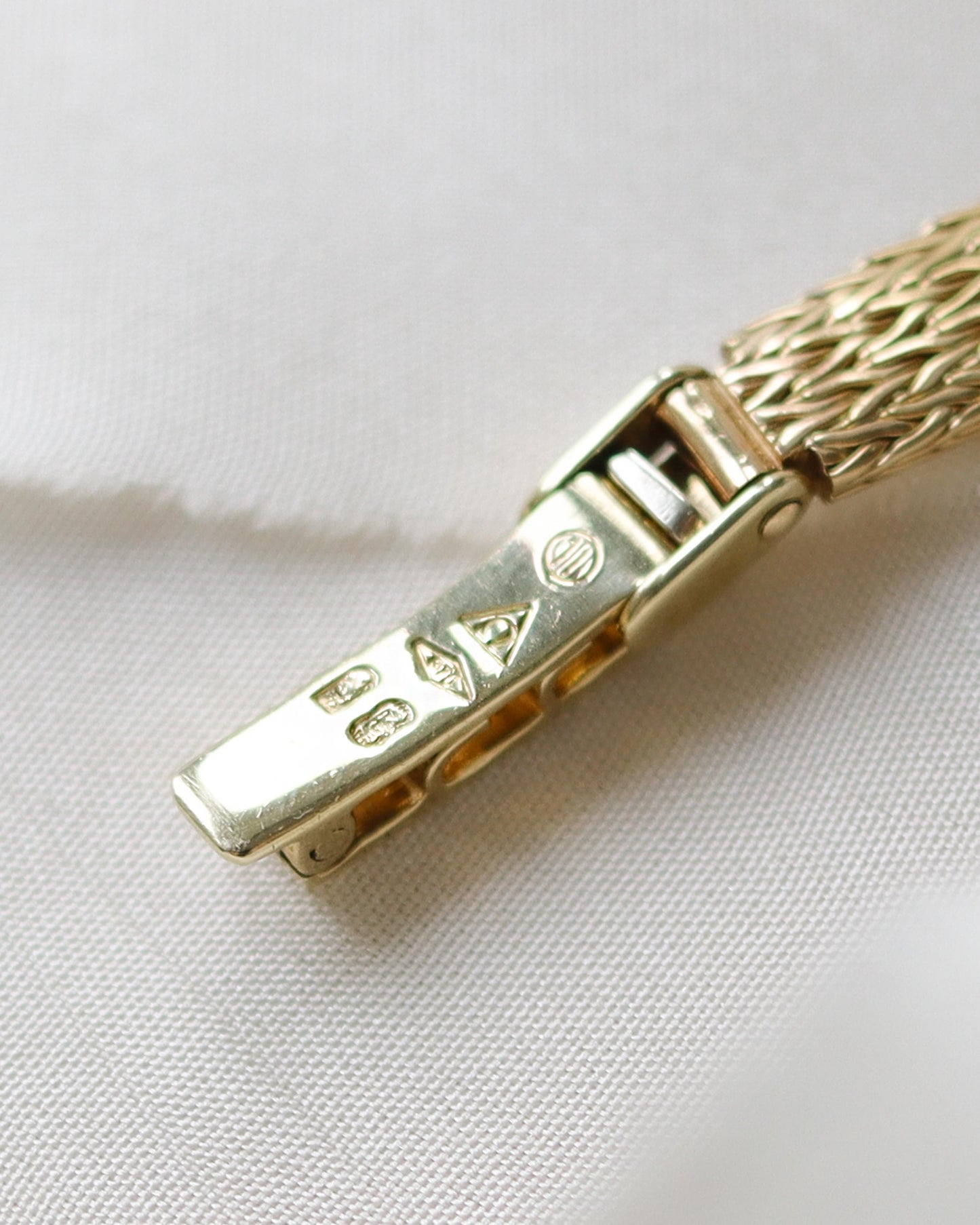 1980's Omega De Ville 9ct gold ladies wristwatch