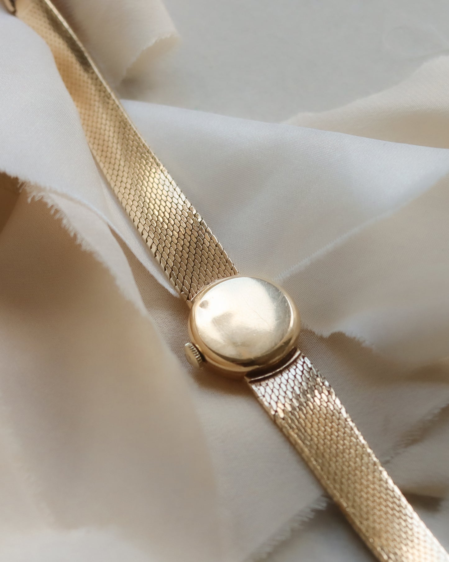 Vintage 9ct Gold Omega Ladies Wristwatch – 1966