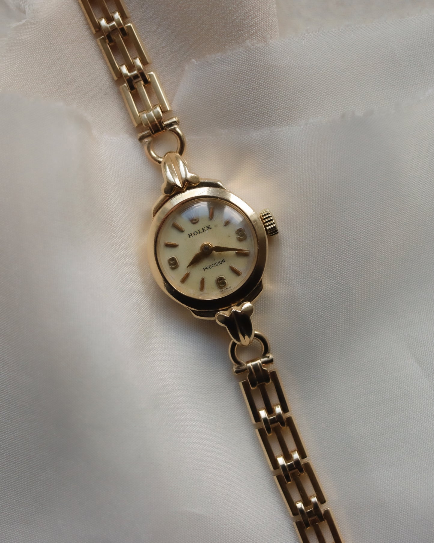 Vintage Rolex Ladies’ 9ct Gold Wristwatch - c. late 1940