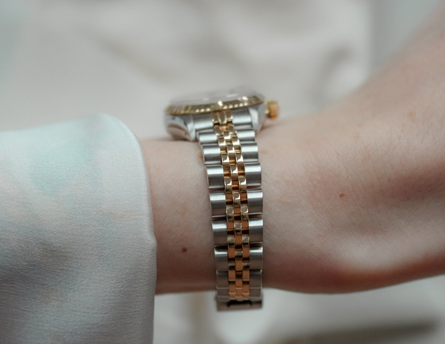 Rolex Datejust 26mm 18ct Yellow Gold & Steel – Pink Sunburst Dial