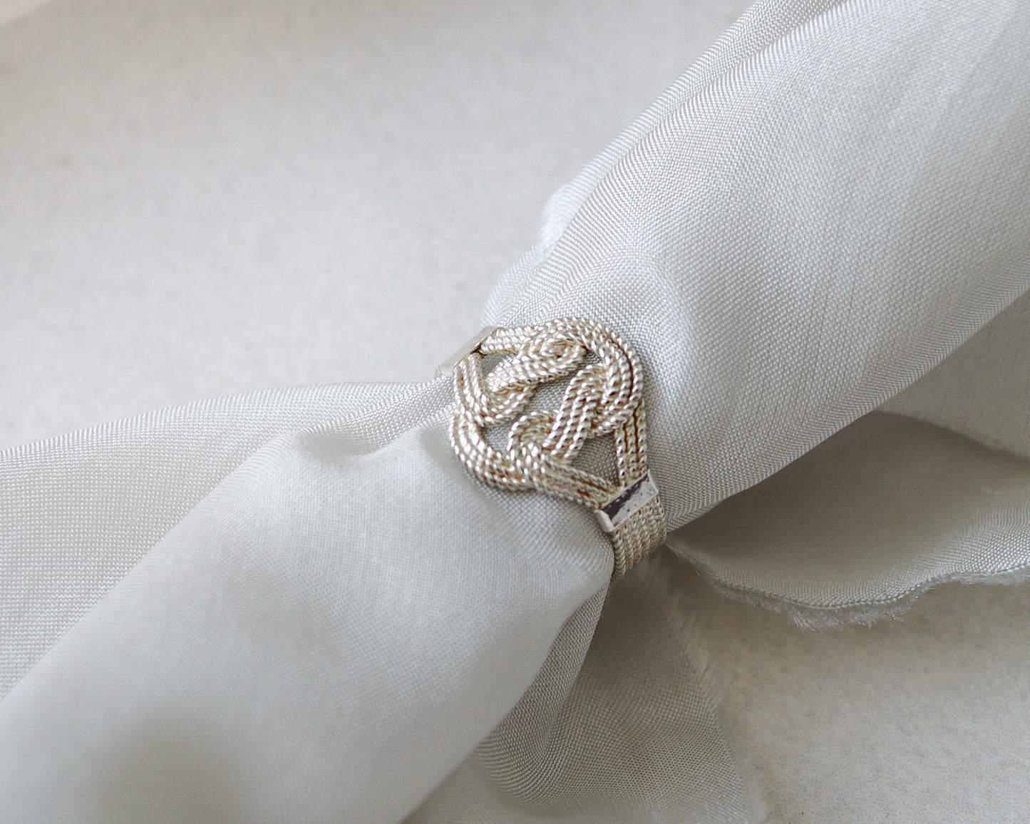 Vintage silver knot ring in UK M 1/2