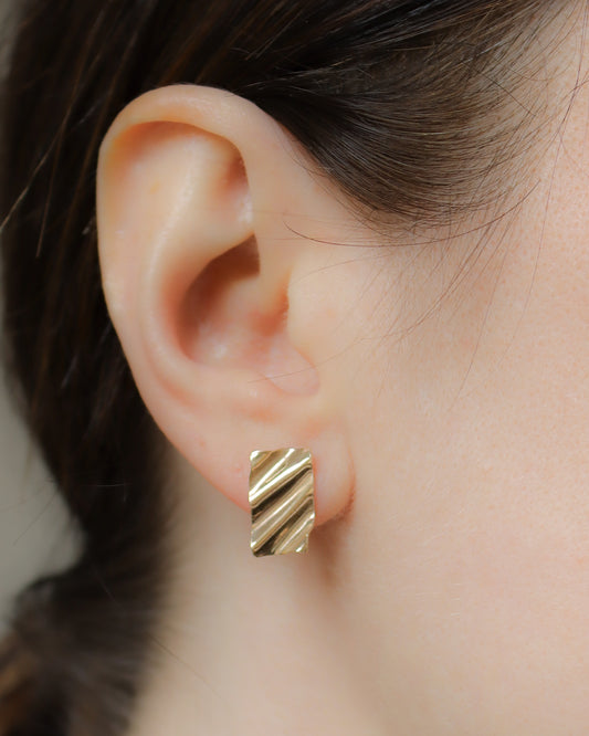 9ct gold folded rectangle studs