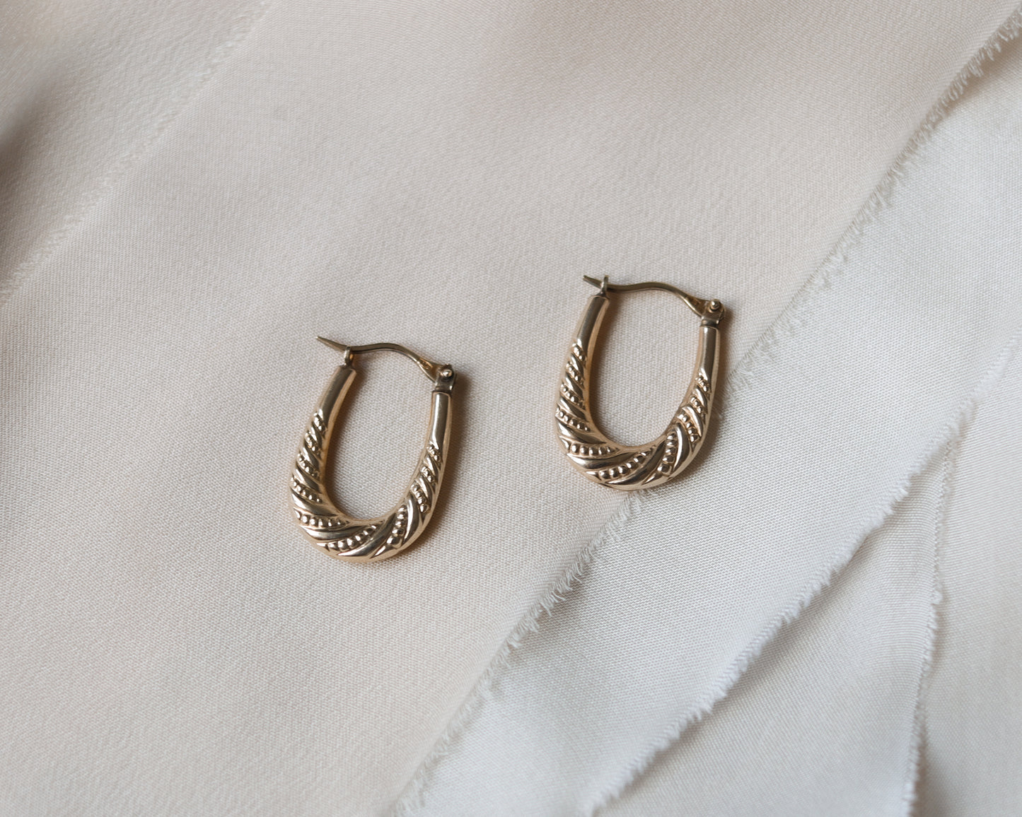 Vintage 9ct yellow gold creole earrings