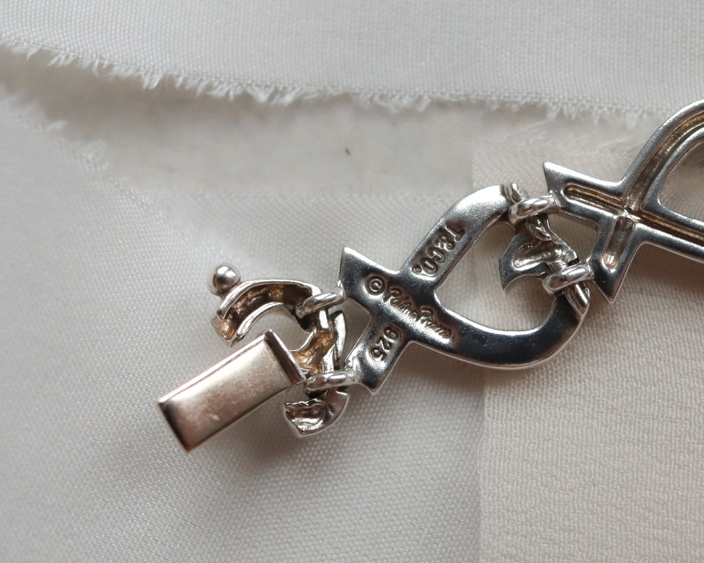 Tiffany & Co. Paloma Picasso love heart link bracelet